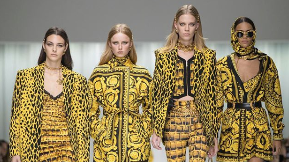 Moment // 22 September 2017: Donatella Versace pays tribute to her brother Gianni at Milan Fashion Week